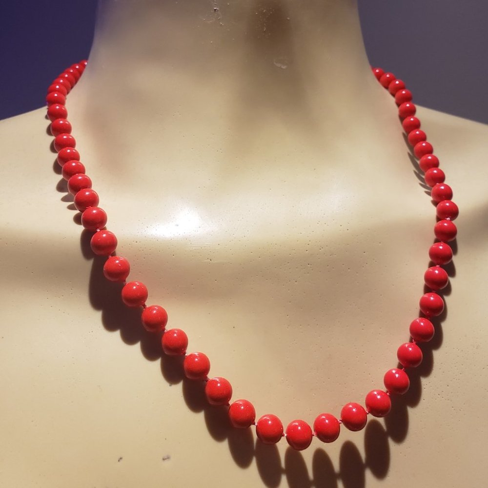 Cute red beaded necklace